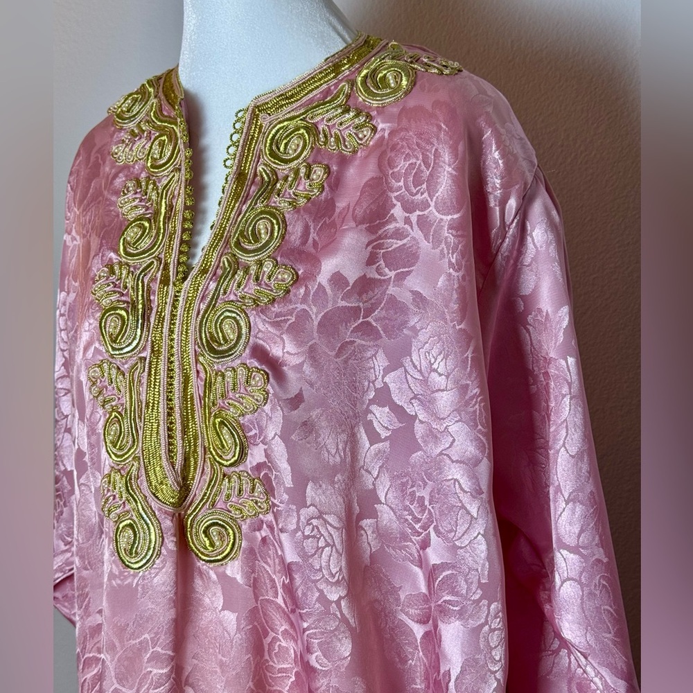 70s Pink Floral Kaftan with Gold Embroidery